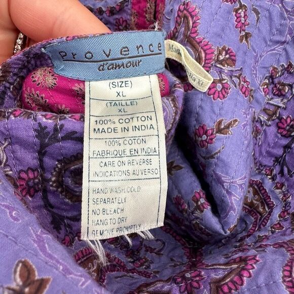 Provence D’Amour Women’s Reversible Purple and Violet Reversible Paisley Quilted - Picture 3 of 11